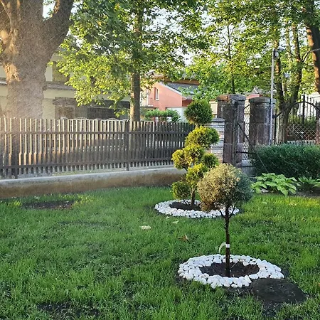 ゲストハウス Agnes Vendeghazak Siofok-apartman 3 シオーフォク