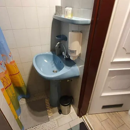 Agnes Vendeghazak Siofok- 2,3,4 Fore Fuerdoszobaval,erkellyel 4* Siofok